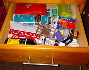 med-drawer