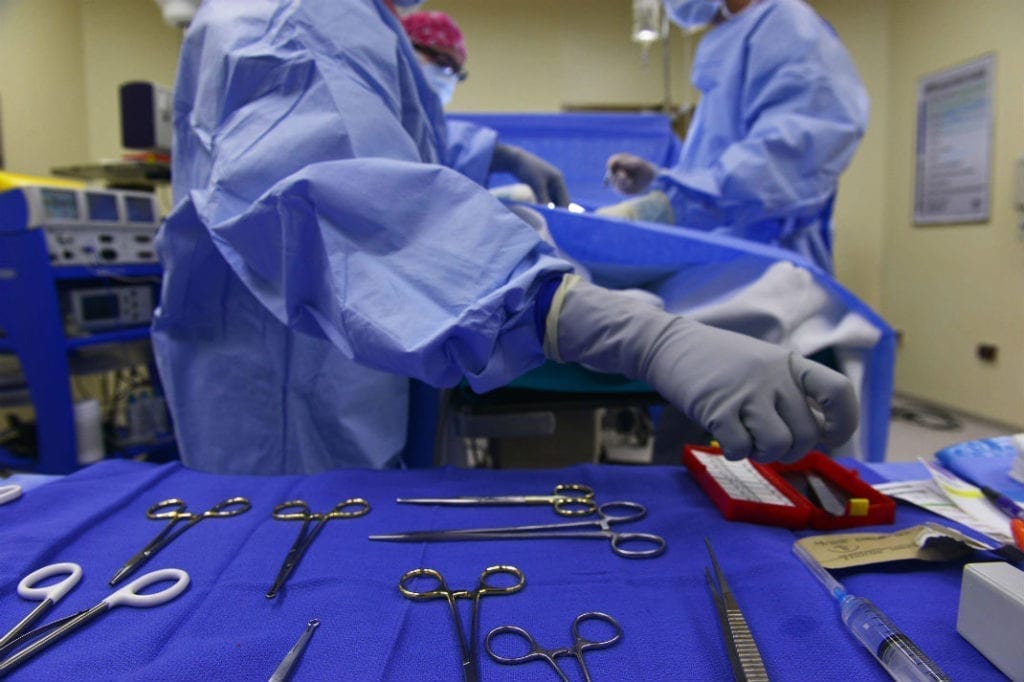 Patient Stories: A1AD Patients Reunite with Transplant Surgeon