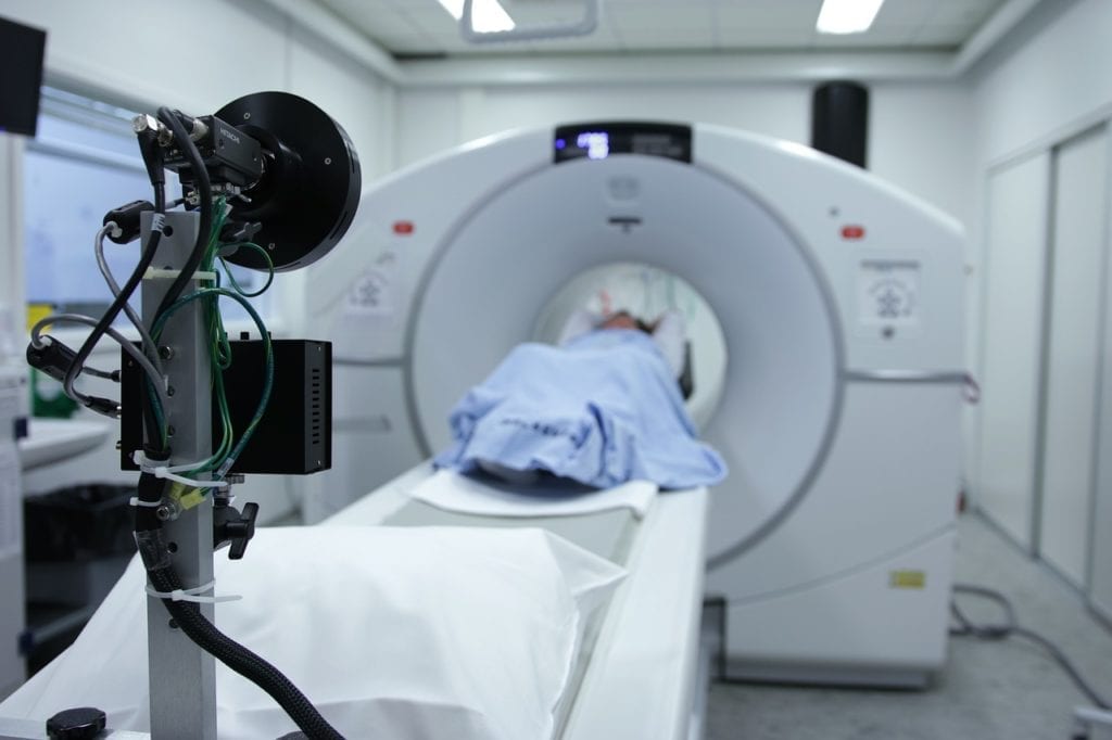 PET Scans Can Help in the Adjustment of Treatment for Esophageal Cancer, Study Says