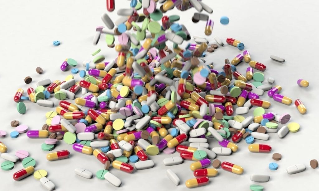 Los antibióticos potencialmente aumentan el riesgo de CCR, muestra una investigación