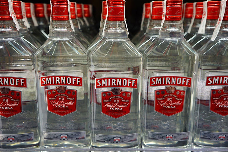Vodka como Medicina? Investigador Que Usa Alcohol como Posible Tratamiento para la Distonía Laríngea