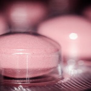 Компания Blueprint Medicines Представляет в FDA Заявку на Новое Лекарство  для Лечения Рака Щитовидной Железы