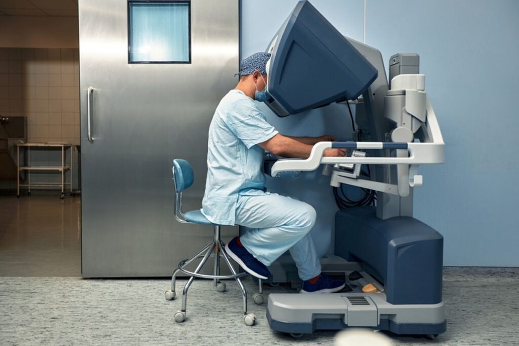Breaking Barriers: Florida Surgeon Performs Robotic Surgery 7,000 Miles from Patient